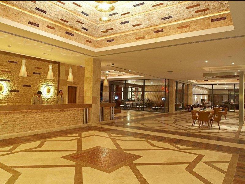 Real Marina Hotel & Spa Olhão Εξωτερικό φωτογραφία The lobby of the hotel