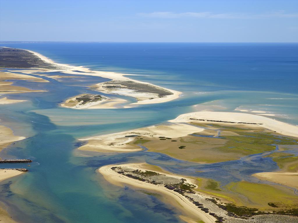 Real Marina Hotel & Spa Olhão Εξωτερικό φωτογραφία Aerial view of the barrier islands